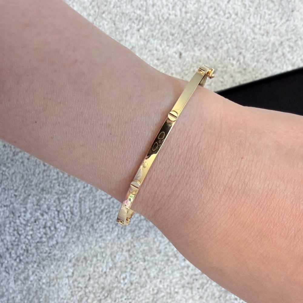 14k Solid Gold Bangle Bracelet - image 1